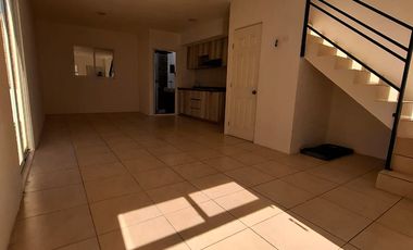 SE RENTA CASA EN FRACCIONAMIENTO CALICATA 2, CUAUTLANCINGO