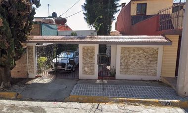 VENTA DE CASA EN TLANEPANTLA COL LOS PIRULES