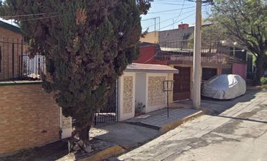 VENTA DE CASA EN TLANEPANTLA COL LOS PIRULES
