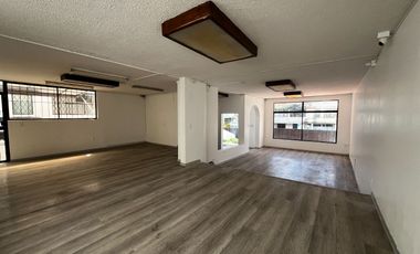 Casa comercial en renta sector batán bajo con 340m2 totales