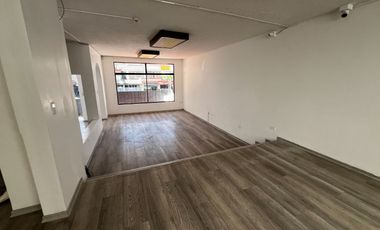 Casa comercial en renta sector batán bajo con 340m2 totales