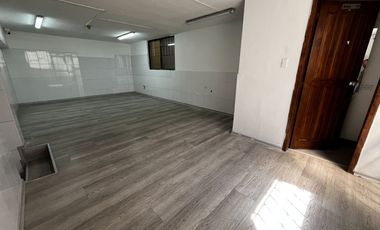 Casa comercial en renta sector batán bajo con 340m2 totales