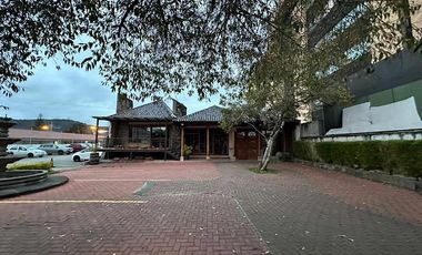 PROPIEDAD COMERCIAL DE VENTA A 100 METROS DE LA AVE REMIGIO CRESPO Y AVE SOLANO, IDEAL PARA PLAZAS COMERCIALES, O EDIFICIOS, CLINICAS