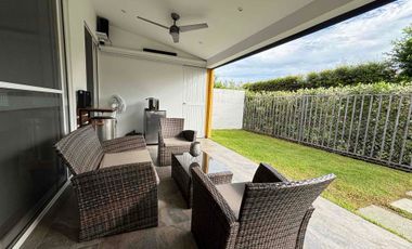 Se vende casa Inteligente de un piso. en la hacienda el Castillo.