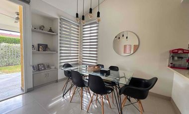 Se vende casa Inteligente de un piso. en la hacienda el Castillo.