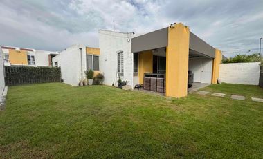 Se vende casa Inteligente de un piso. en la hacienda el Castillo.