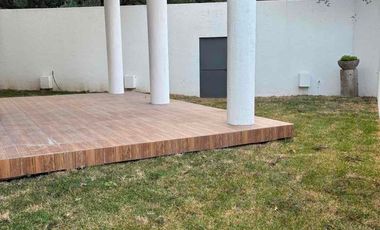 RENTA de Casa en Priv . en esquina Zona  Valle en San Pedro Garza , Garcia NL