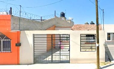 CASA EN VENTA EN RESIDENCIAL ARBOLEDAS, HGO.