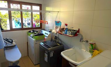 CASA EN CONDOMINIO LAS PIRCAS DE CHICUREO, COLINA (AV. SANTA FILOMENA), 369/1.562 M2, 5D, 4B, SERVICIOS, TERRAZAS, HERMOSO JARDIN, EXCELENTE PISCINA