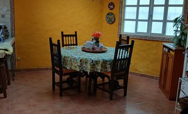Preciosa casa sola en venta, Col Del Bosque Cuernavaca