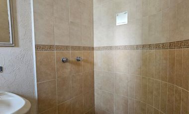 Habitacion en renta en Fracc. Flores del Valle Veracruz,  Ver.