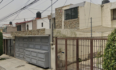 LV25-103 CASA EN VENTA DE RECUPERACION BANCARIA   Roma 117, Valle Dorado, 54020 Tlalnepantla, Méx