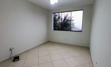 Alquilo Departamento piso 3 La Molina