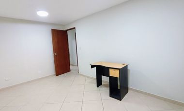 Alquilo Departamento piso 3 La Molina