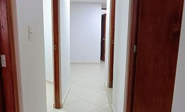 Alquilo Departamento piso 3 La Molina