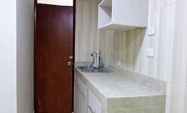 Alquilo Departamento piso 3 La Molina