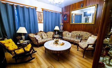 CASA MUY ILUMINADA, IDEAL PARA UNA FAMILIA GRANDE, CON DEPARTAMENTO TIPO LOFT  Y OFICINA INDEPENDIENTES