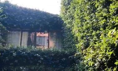 CASA MUY ILUMINADA, IDEAL PARA UNA FAMILIA GRANDE, CON DEPARTAMENTO TIPO LOFT  Y OFICINA INDEPENDIENTES