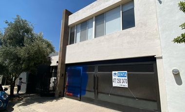 CASA EN RENTA EN CAÑADA DEL REFUGIO SUR