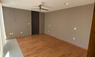 CASA EN RENTA EN CAÑADA DEL REFUGIO SUR