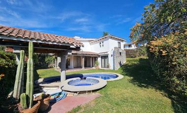 CASA ESTILO CUERNAVACA EN VENTA