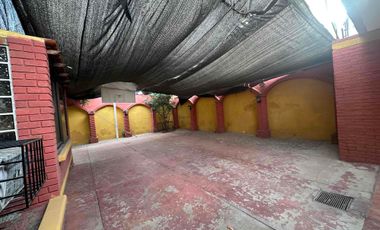 Casa en renta para oficinas, Clínicas, restaurante, excelente ubicación,