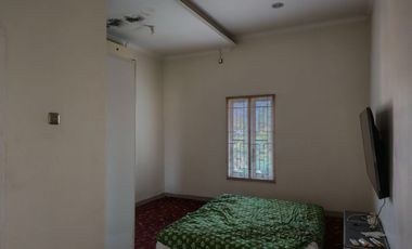 Jarang Ada! Rumah 5 Kamar Dijual di Poasia dengan Harga Spesial!