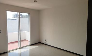 CASA DE 4 RECAMARAS REAL DEL CARMEN ZONA REAL ZAPOPAN