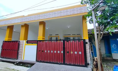 RUMAH FULL BANGUNAN SIAP HUNI SANGAT STRATEGIS DI ALAM PESONA WANAJAYA