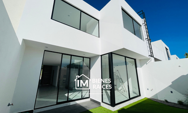 CASA EN VENTA EN LOMAS PUNTA DEL ESTE