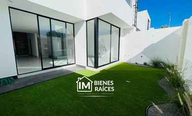 CASA EN VENTA EN LOMAS PUNTA DEL ESTE