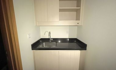 JUAL CEPAT APARTEMEN THE MANSION KEMAYORAN BOUGENVILLE 1BR UNFURNISHED DEKAT JIEXPO SUNTER