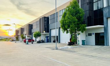 MODERN FLOOD-FREE WAREHOUSE STARTING FROM 3.7B — JUST STEPS AWAY FROM SOEKARNO–HATTA AIRPORT