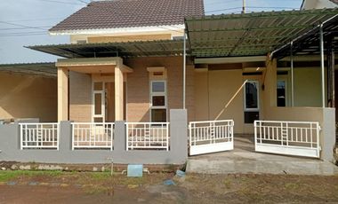 Sewa/Jual: Rumah GRAND SURYA-JAYALAND Buduran, Sidoarjo