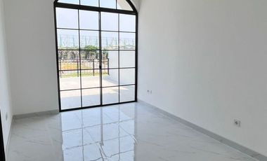 DISEWAKAN RUMAH CLUSTER BARU BUKIT NIRMALA PIK 2