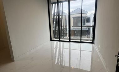 Sewa Rumah Kuningan Village PIK 2 Ukuran 8x15 – Hunian Nyaman & Strategis!