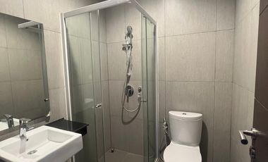 Sewa Rumah Kuningan Village PIK 2 Ukuran 8x15 – Hunian Nyaman & Strategis!