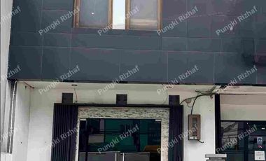 Dijual Ruko Aktif 3 Lantai Strategis di Jalan Utama Masuk Kawasan Bintaro - Jakarta Selatan