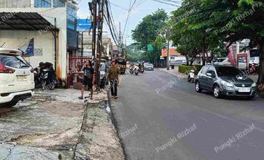 Dijual Ruko Aktif 3 Lantai Strategis di Jalan Utama Masuk Kawasan Bintaro - Jakarta Selatan