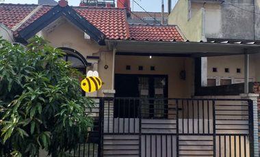 DISEWAKAN / DIJUAL RUMAH DI PERUM DUTA BUMI 3 HARAPAN INDAH BEKASI