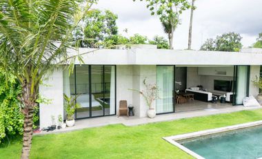 4-Bedroom Villa with Greenbelt Views and Modern Architectural Design in Kaba-Kaba (B-KK31)