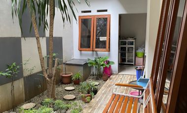 Rumah FULL FURNISHED di Suryalaya Buahbatu Luas Bangunan 350 hanya 4,35 Milyar Bandung Tengah