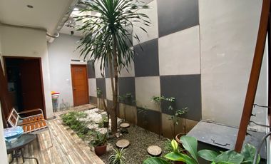 Rumah FULL FURNISHED di Suryalaya Buahbatu Luas Bangunan 350 hanya 4,35 Milyar Bandung Tengah