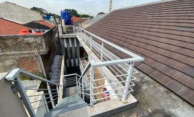 Rumah FULL FURNISHED di Suryalaya Buahbatu Luas Bangunan 350 hanya 4,35 Milyar Bandung Tengah