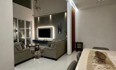 RUMAH MODERN FULL FURNISH di Cisitu Dago Bandung Akses Mudah Lokasi Strategis