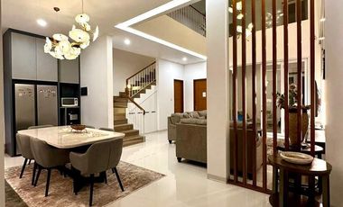 RUMAH MODERN FULL FURNISH di Cisitu Dago Bandung Akses Mudah Lokasi Strategis