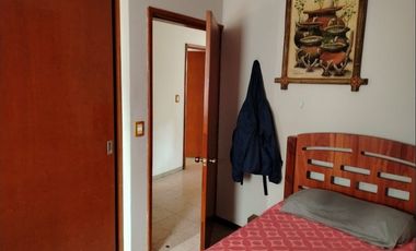 Vendo oportunidad de negocio en Coyoacan terreno con 2 casas y 2 locales