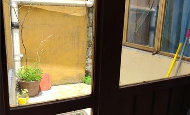 Vendo oportunidad de negocio en Coyoacan terreno con 2 casas y 2 locales