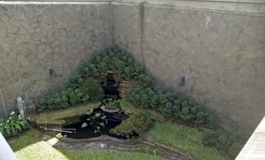 Turun Harga! Rumah 2 Lantai Bisnis Area di Jl. Dr. Setiabudi, Kota Bandung