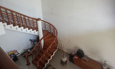 Turun Harga! Rumah 2 Lantai Bisnis Area di Jl. Dr. Setiabudi, Kota Bandung